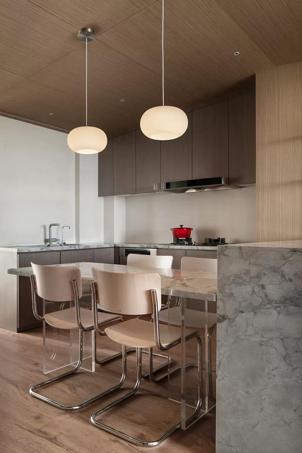 装修吊顶怎么经济实用又显高档,如何选择吊顶款式