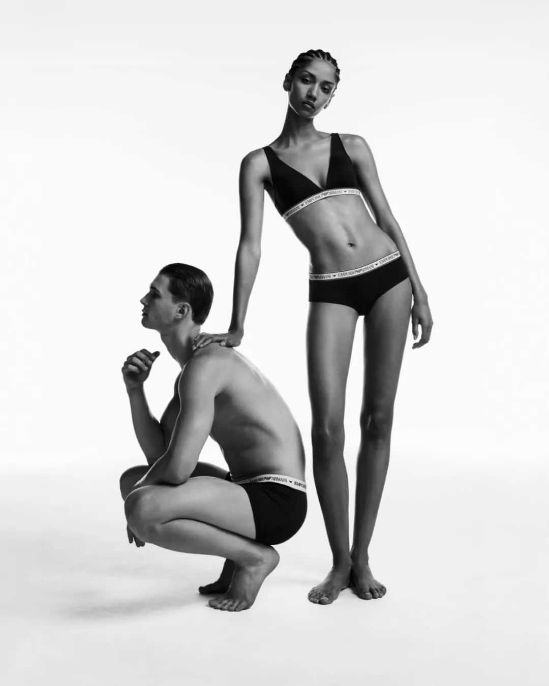 德国时尚男模特雅各布·约克斯特出镜EMPORIOARMANI*裤内**广告