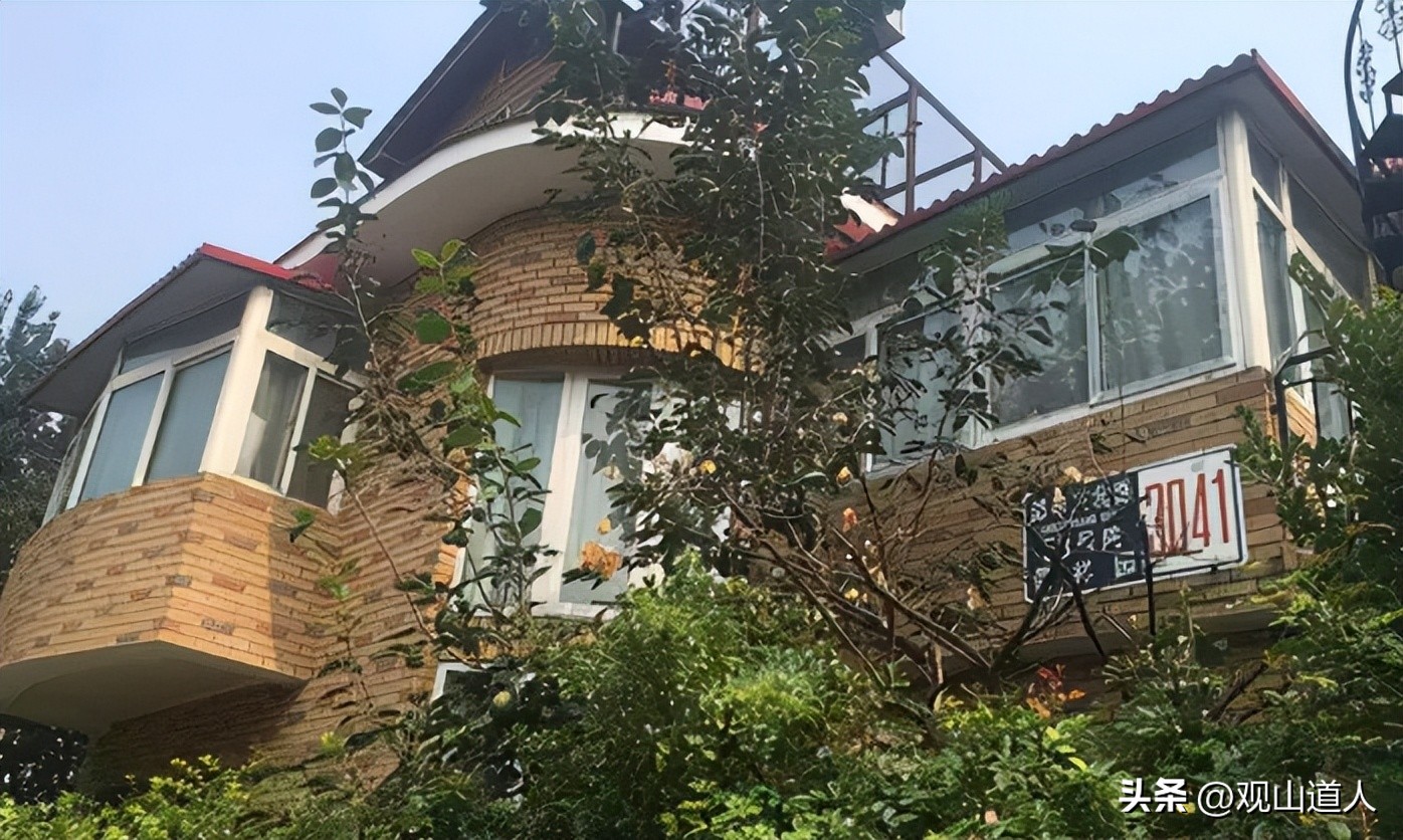 蛇蝎美人翟欣欣：结婚三月榨干丈夫千万资产，逼得丈夫跳楼自杀