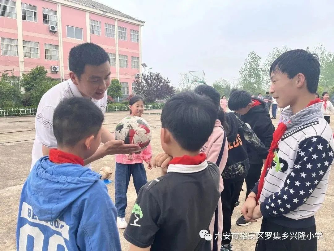 安阳市曙光学校开展名师送教活动,学校开展送教帮扶