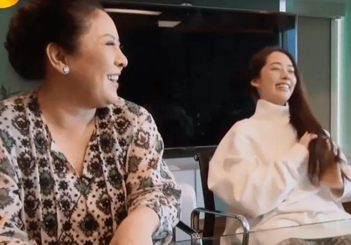 向佐郭碧婷恋爱前出席活动,郭碧婷向佐甜蜜牵手疑似恋情曝光