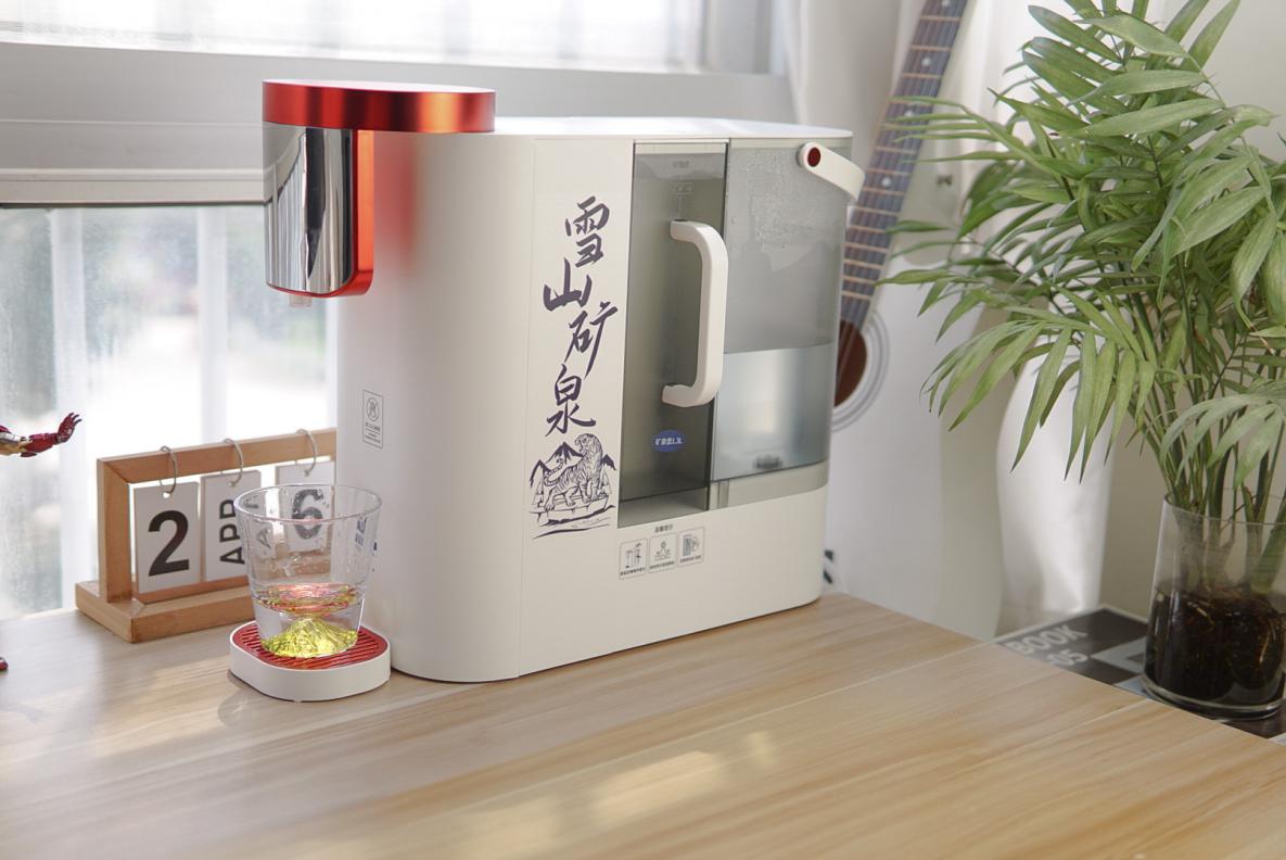 家里喝矿泉水用什么设备好,喝水那点事儿视频