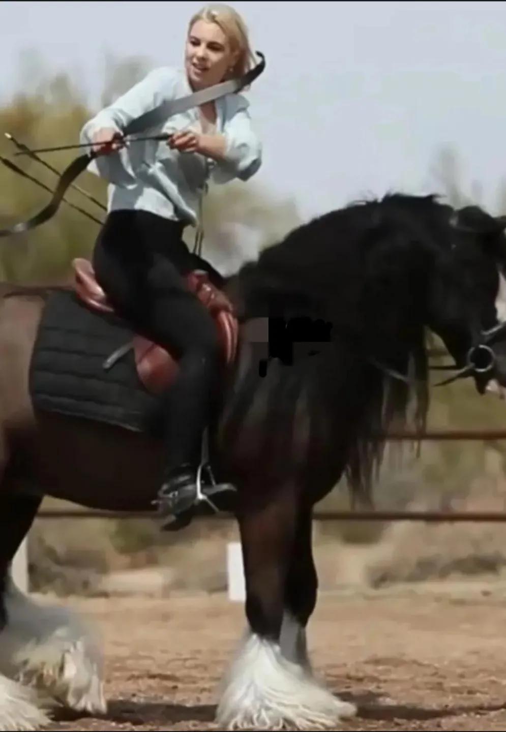 恋爱小故事：俄罗斯女友艾丽娜送来了雨伞，我们终于重逢了