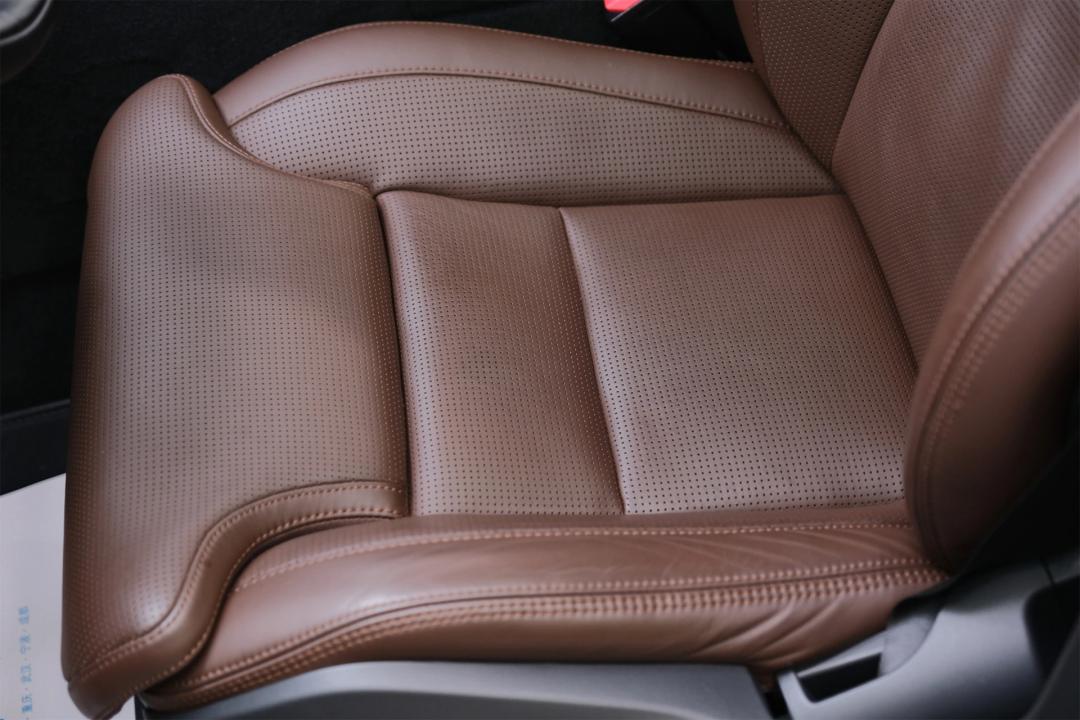 全系混动新款沃尔沃xc60即将亮相,21款沃尔沃xc60t8混动二手价格