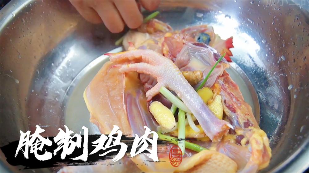 家常干蒸鸡简单美味家常菜,怎么做出的干蒸鸡又香又嫩