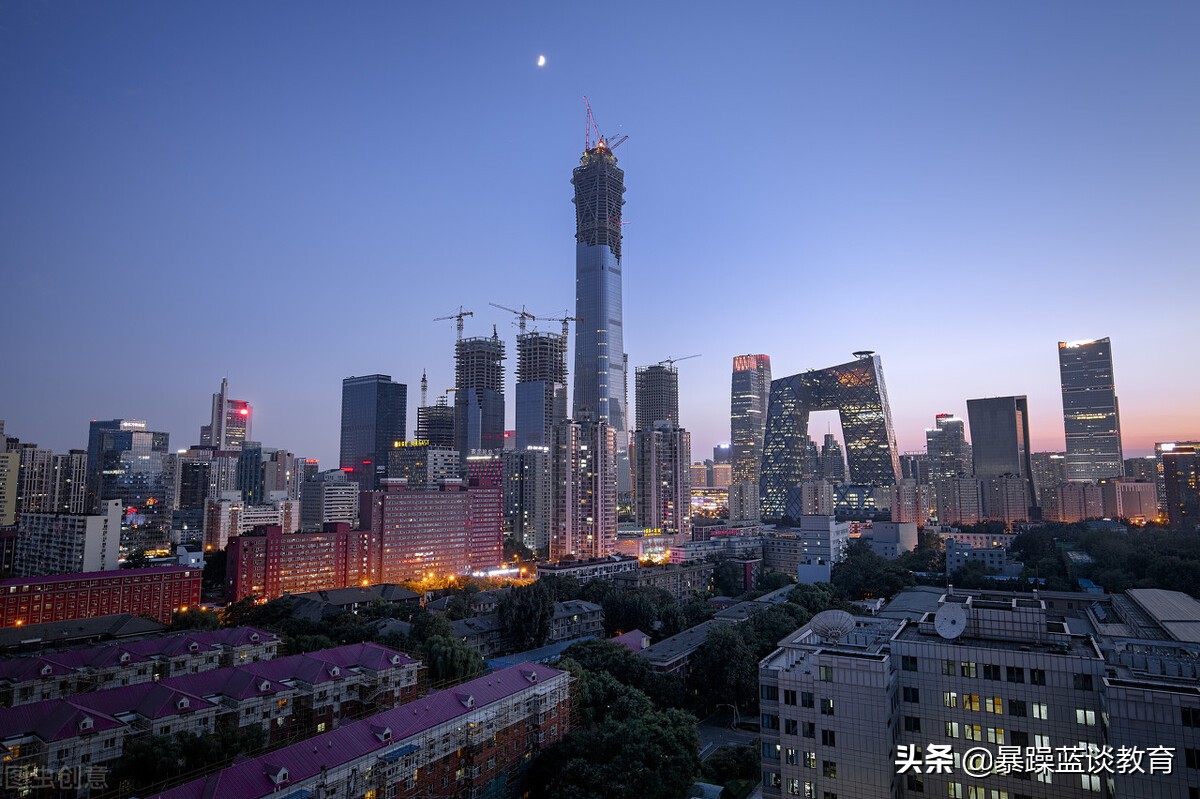 现在建筑工地工作有什么要求,建筑工地上一般干什么工作