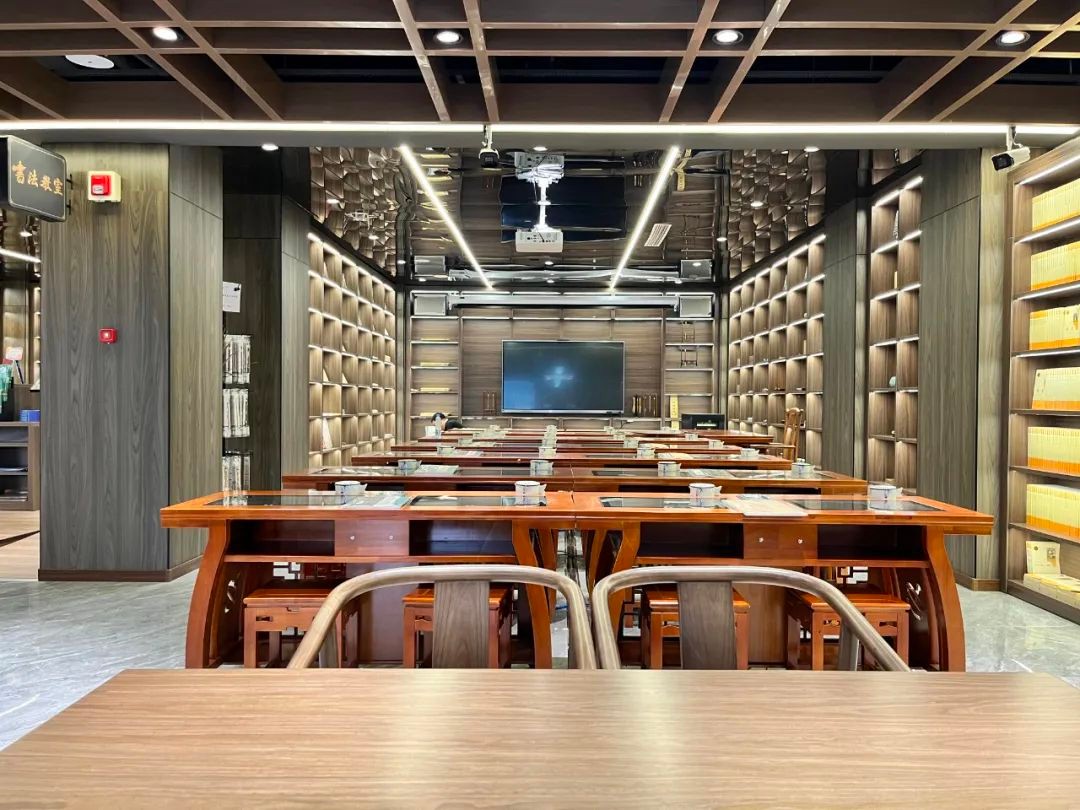 保定新华书店裕华路店升级好了吗,最新保定新华书店