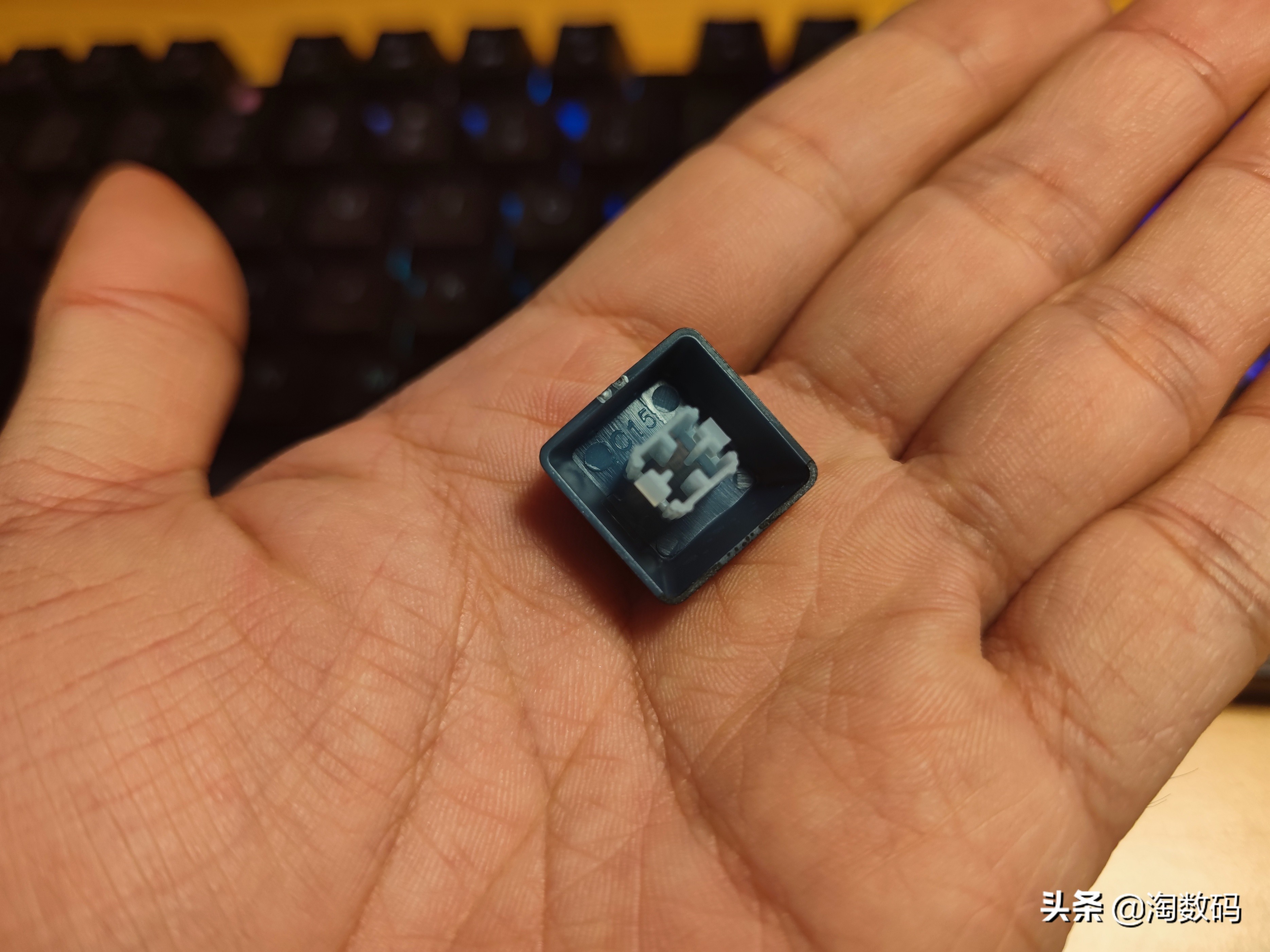 50元的青轴游戏机械键盘推荐,学生党便宜游戏键盘推荐红轴