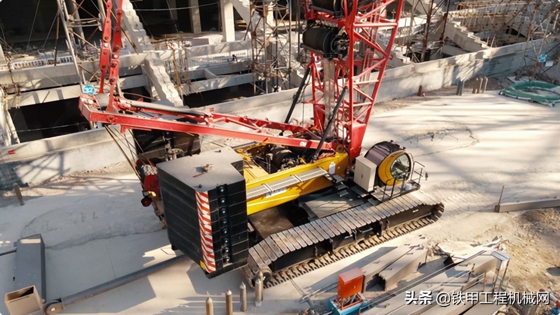 三一重工支援卡塔尔世界杯,三一重工起重机支援汶川