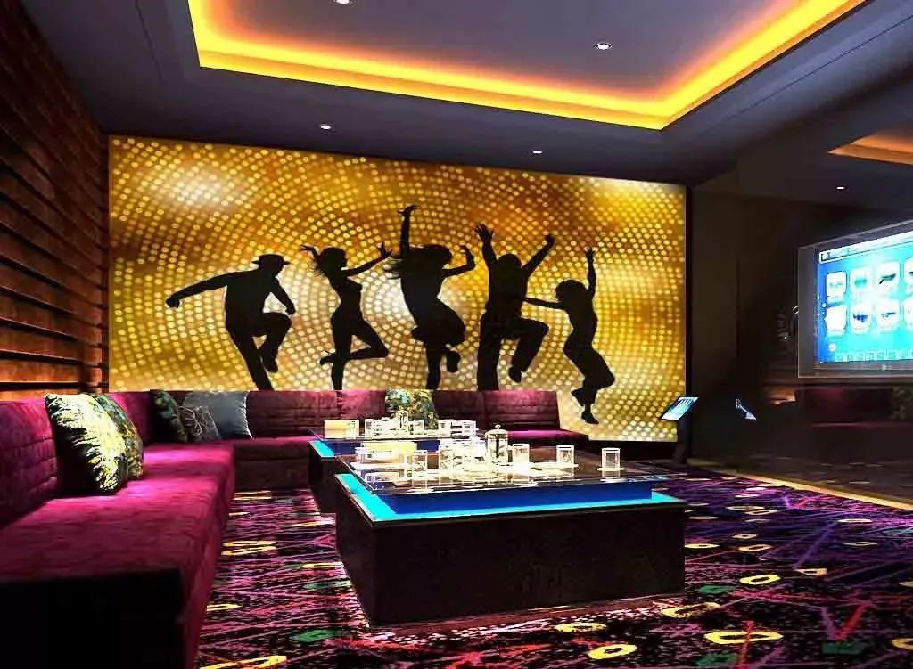 上百人同时视频吸毒，还有“冰妹”进行性感表演