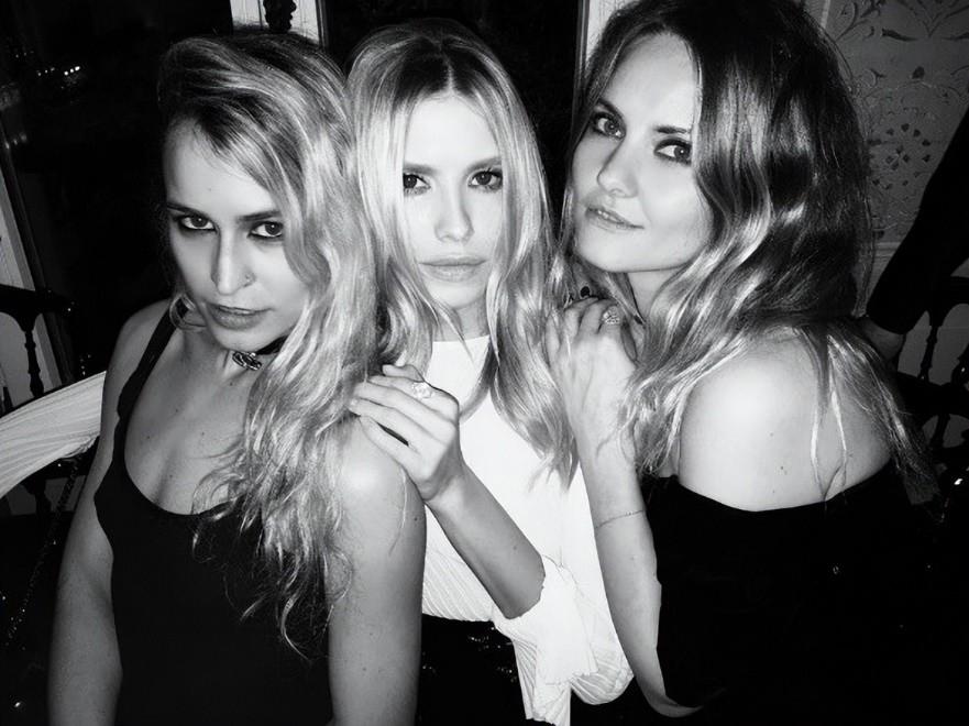 俄罗斯顶级贵妇：16岁入狱，19岁嫁救命恩人，生4胎稳坐阔太位