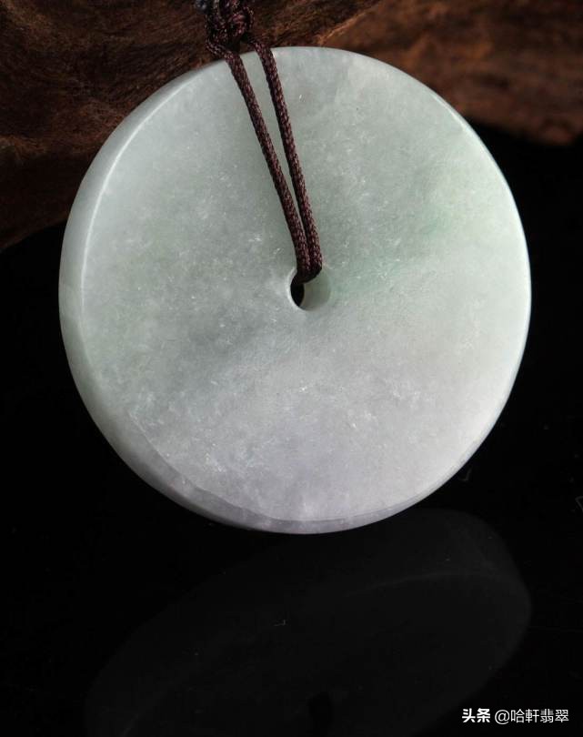 豆种翡翠地摊货,翡翠豆种最便宜吗