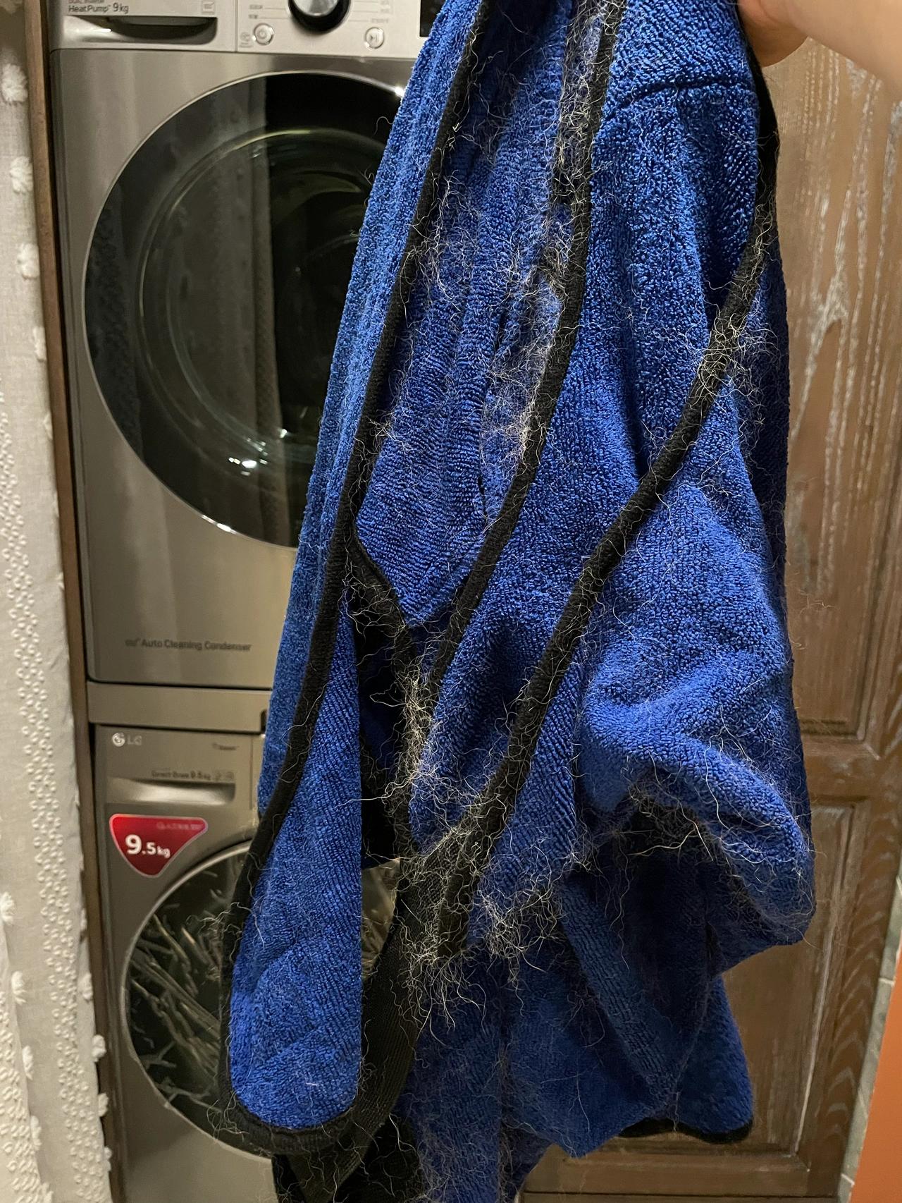 衣服洗完沾满毛絮怎么办？教你这么做，衣服洁净如新，真省事