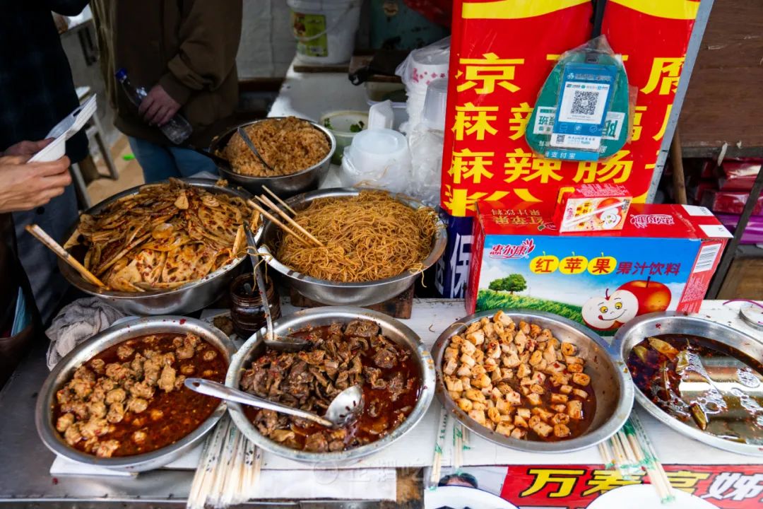 辣到落泪也舍不得停嘴的宝藏城市，不是长沙成都重庆