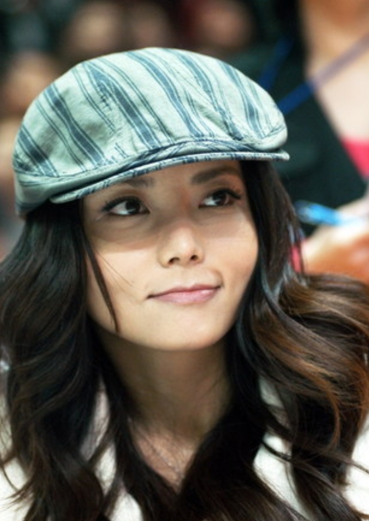 9对“阴阳相隔”的昔日情侣，4个癌症，3个自杀，2个意外