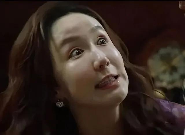 脸没恢复就别出来捞金，发面馒头、蜡像脸，求求你们放过观众吧！