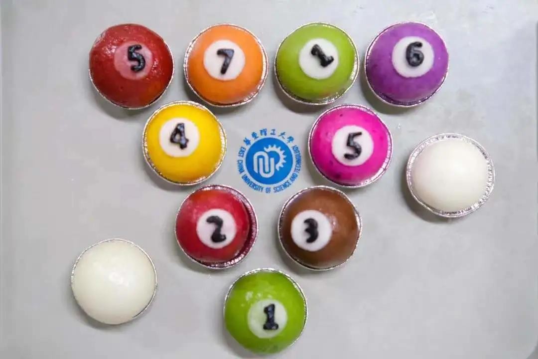 颜值高味道好！2022年，这所高校发放“豪横”大礼，都是“独家”限定款！