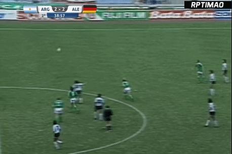 梅西传射助大巴黎逆转欧冠对手,梅西7场10球率队取队史首冠