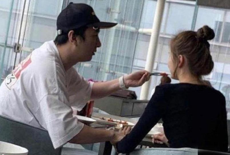 从“纯情少年”到“浪荡公子”，王思聪到底经历了什么？