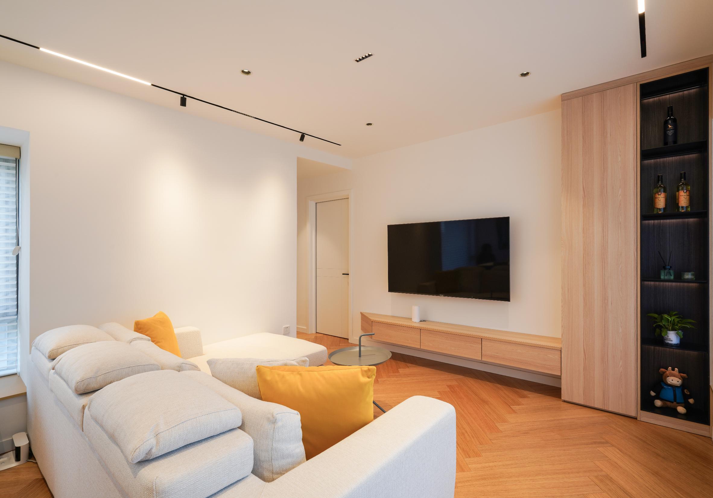 客厅窗户对窗户如何化解,客厅窗户不在正中间怎么办