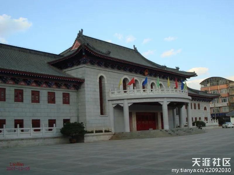 跟随老韩走遍中国,老韩带你逛云南