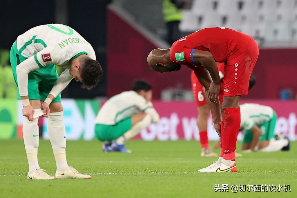 2比3国足惜败,2强赛第5轮比赛国足1-1战平