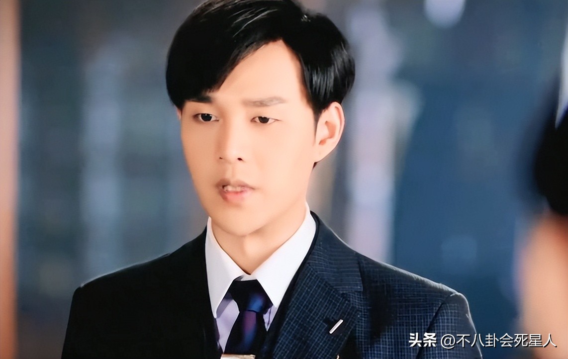 假双眼皮的明星,明星的假脸