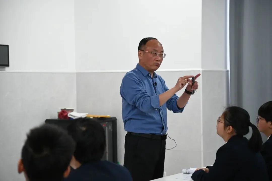 【卓越鹿鸣·示范引领】特邀八方宾朋，共研主题教学