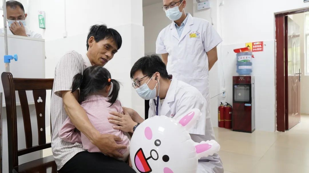 靖西“组团式”帮扶:我为群众送健康第三站—魁圩乡中心卫生院