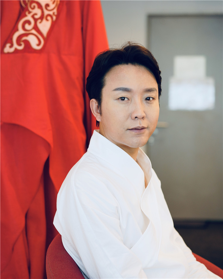 李玉刚经历过哪些事,李玉刚经历了什么