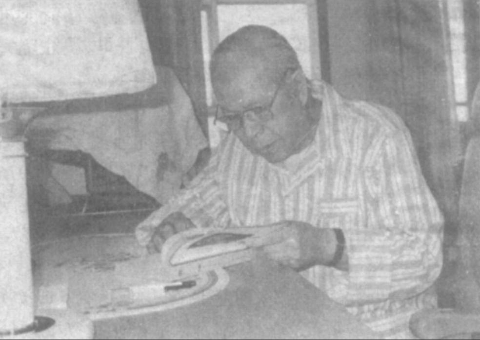 周而复参观*国靖**神社，回国后被开除*党**籍，16年后*纪委中**决定：平反