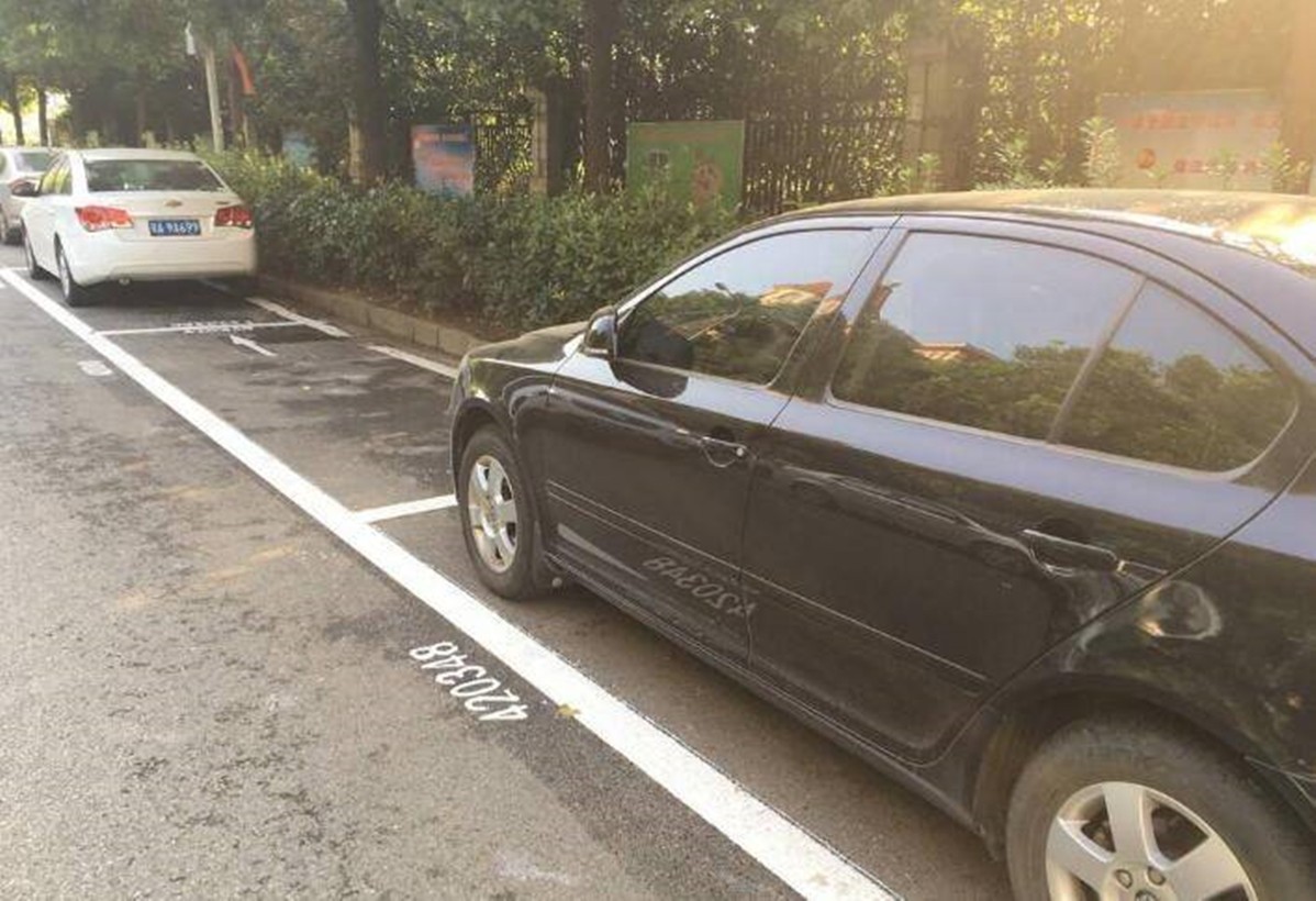 新手开车总有恐惧感怎么办,开车心里恐惧和紧张怎么办