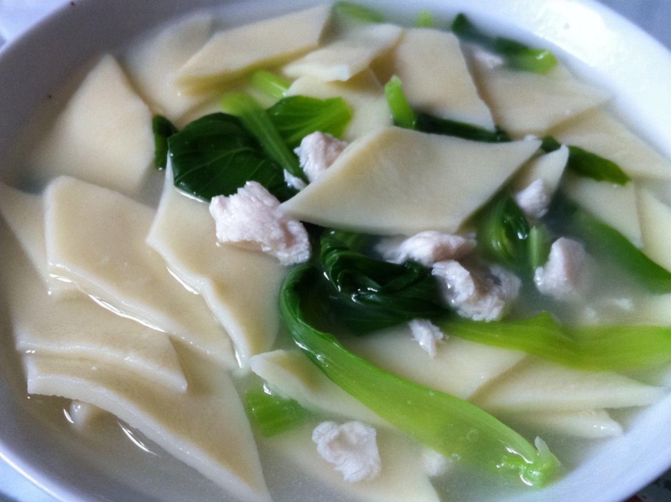 2020年山西：继母虐待12岁女童成植物人，赔偿128万，最后怎么判