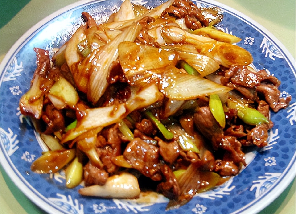 买全羊绵羊和山羊怎么区分,新疆羊肉绵羊和山羊哪个好吃