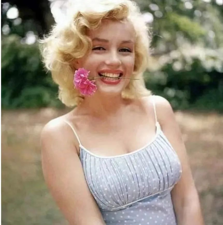 欧阳艳：钻石是女人最好的朋友。世界上钻石加工最好的城市