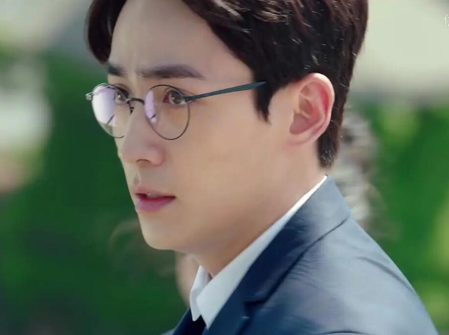 靳东和雷佳音近况,雷佳音和靳东谁的名气更大