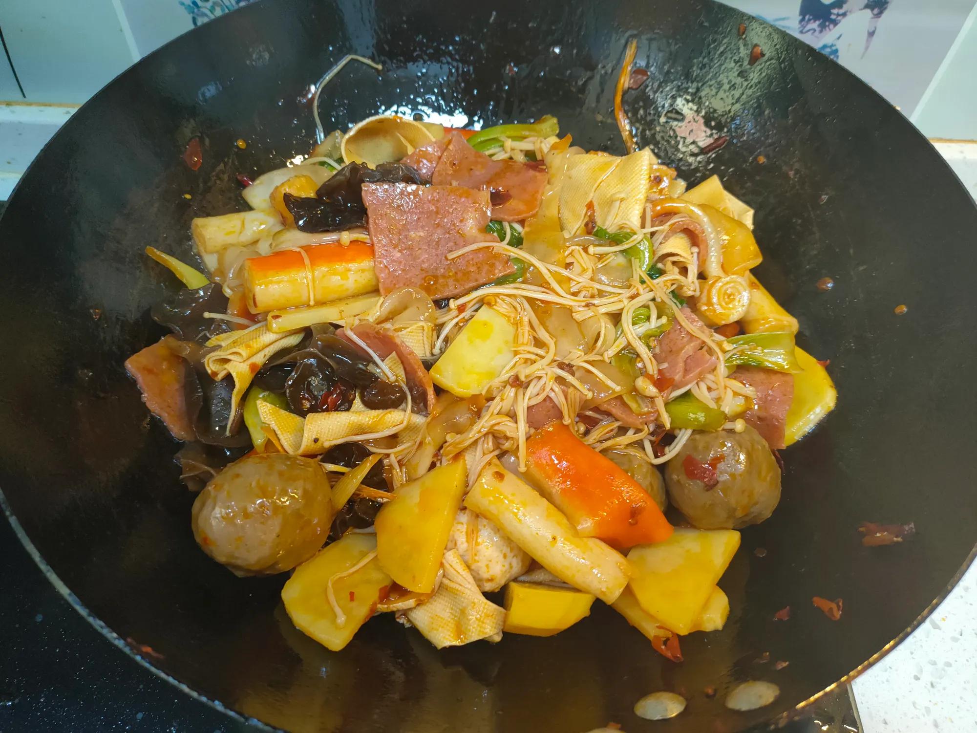 不辣的麻辣香锅调料自制,大厨不用麻辣香锅调料做麻辣香锅