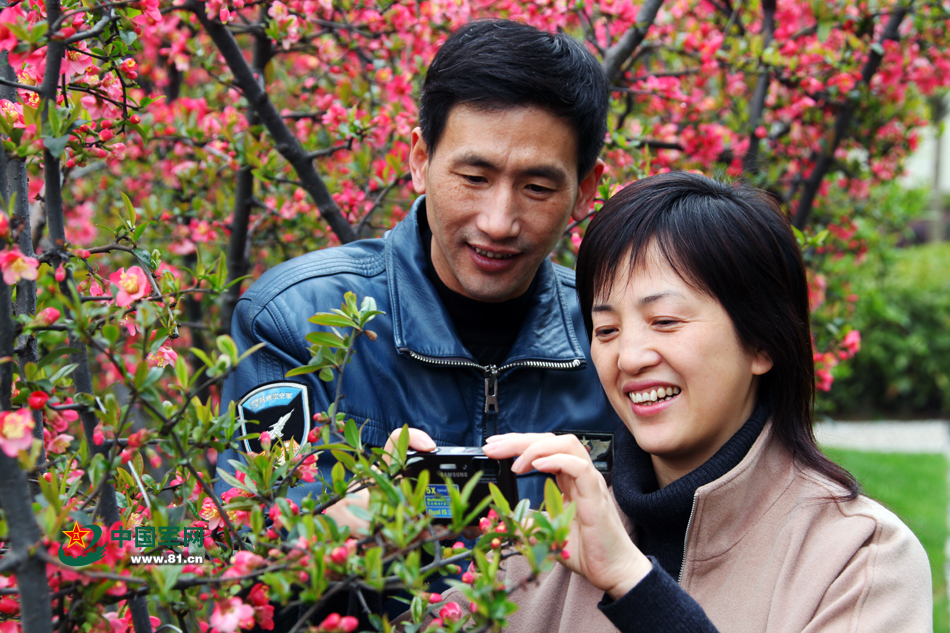 万米高空不带降落伞生还,万米高空坠落没有降落伞
