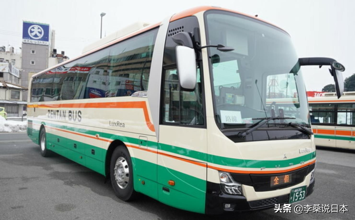 日本豪华单间大巴,日本带包间的大巴车