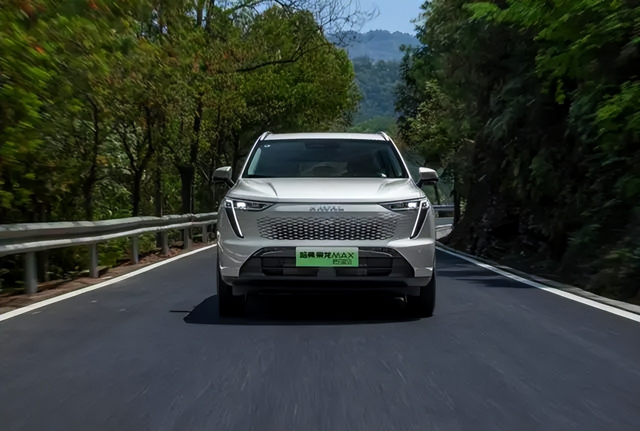 哈弗枭龙max与比亚迪唐dmp,e-tron汽车评测