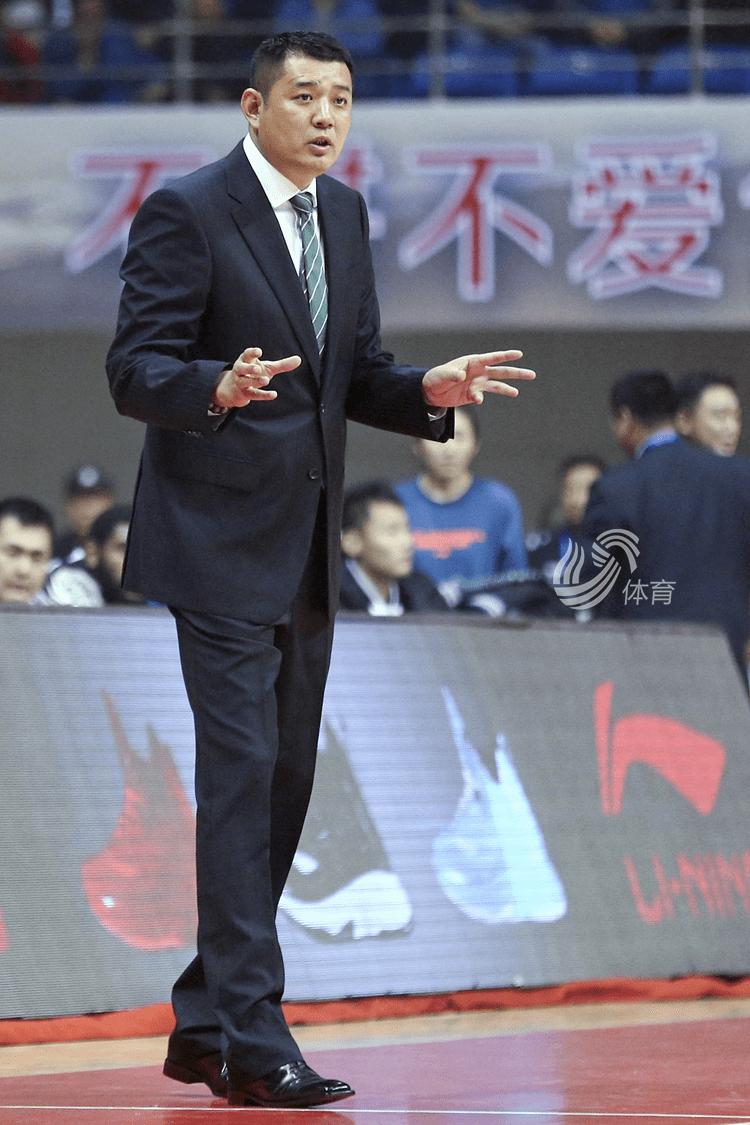 男篮巩晓彬简介,男篮国手巩晓彬