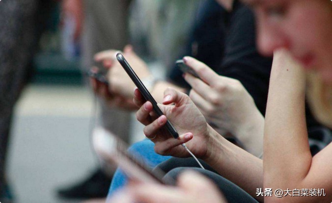 买手机需要知道这些？同样是系统，OS和UI到底有什么不一样