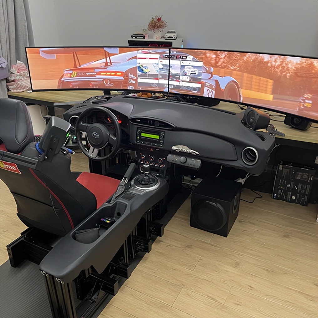 最顶级赛车模拟器全套设备,赛车模拟器入门全套游戏推荐