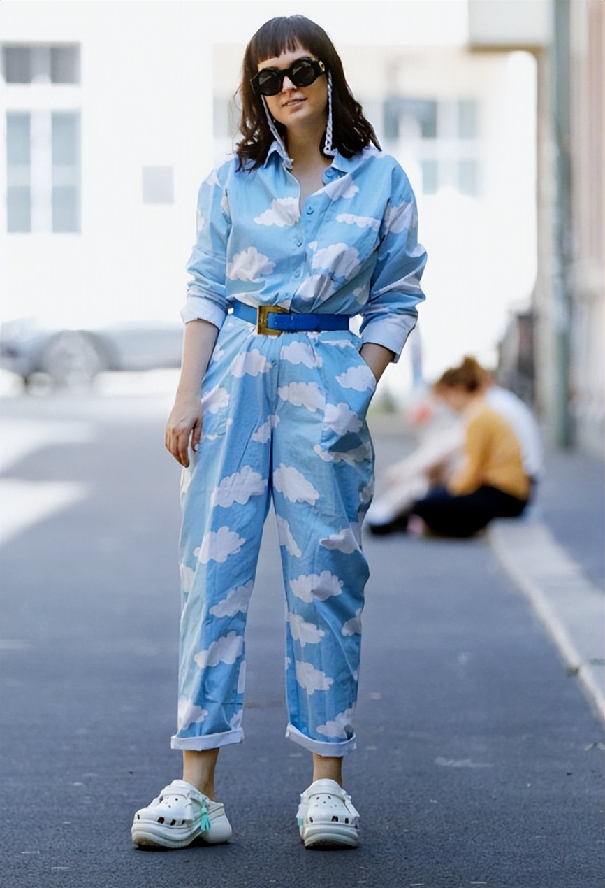 基本款必备鞋子有哪些款式,比较时髦的鞋