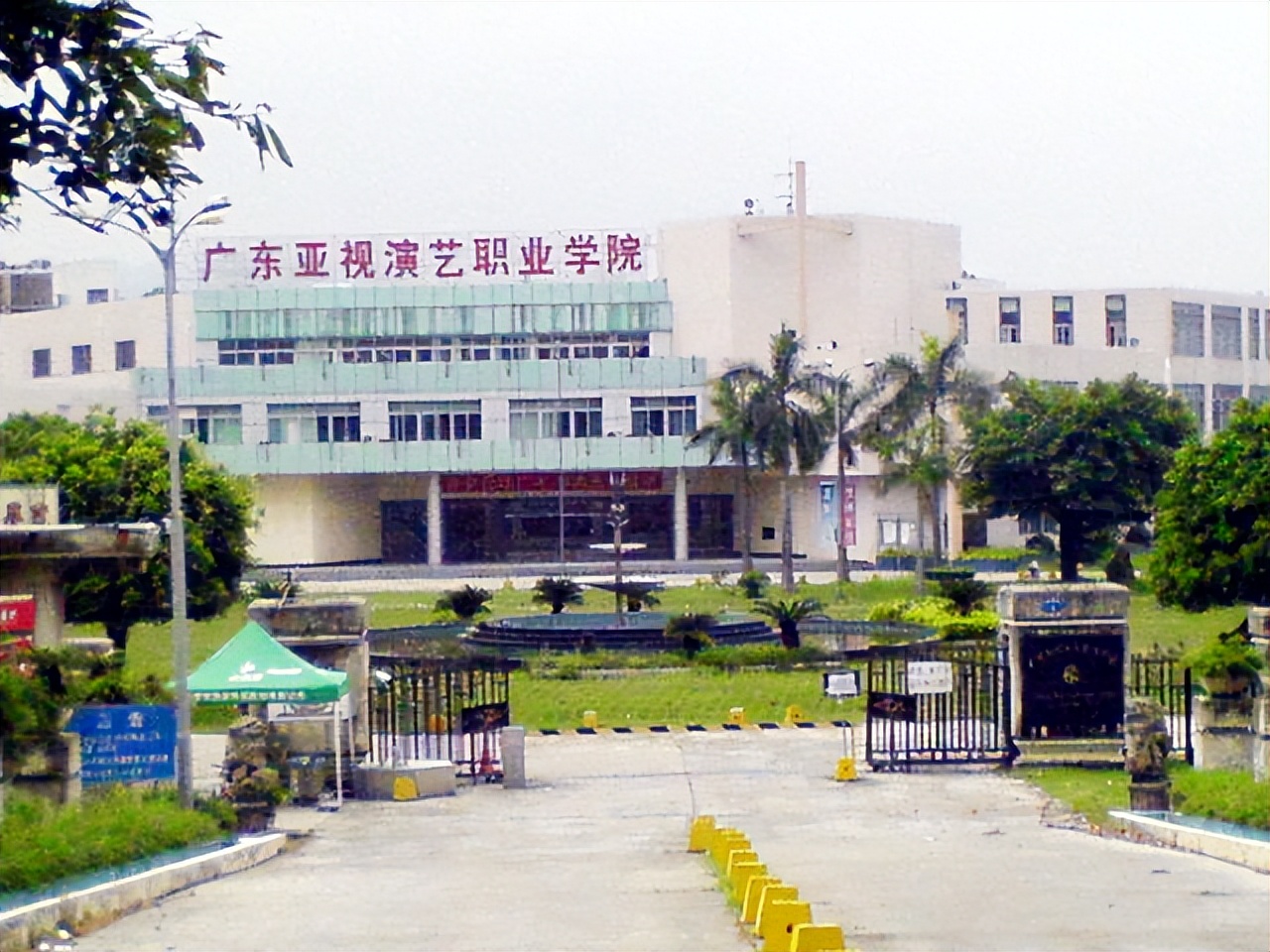 刘备为何烧死50万官兵,刘备七十万大军被烧得还剩多少