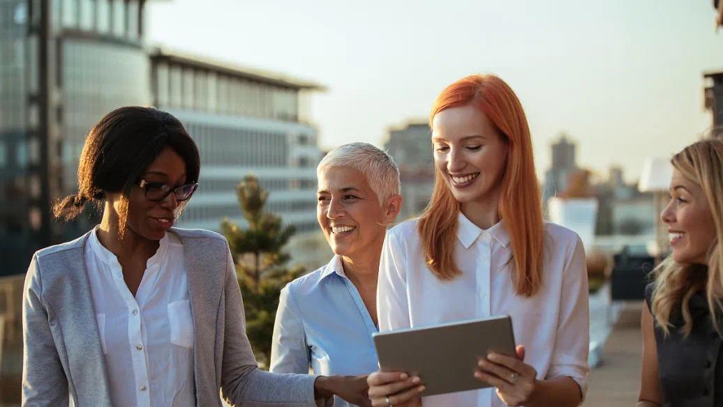 外国人在中国工作需要怎么办手续,外国人在中国工作的优缺点