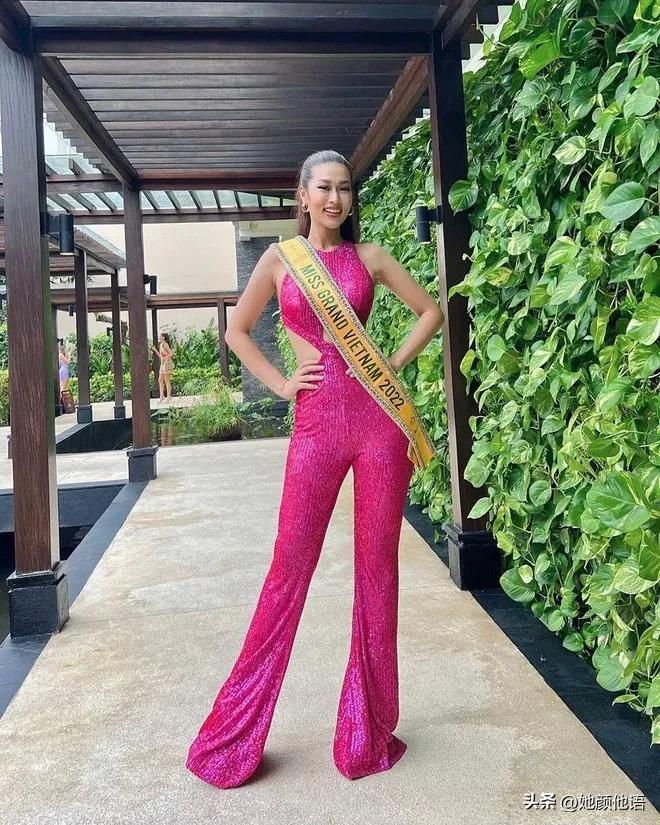 天恩在国际和平小姐的赛事上表现出血战的精神