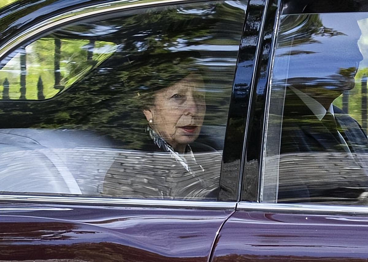 英女王哪一年去世,英女王逝世王室