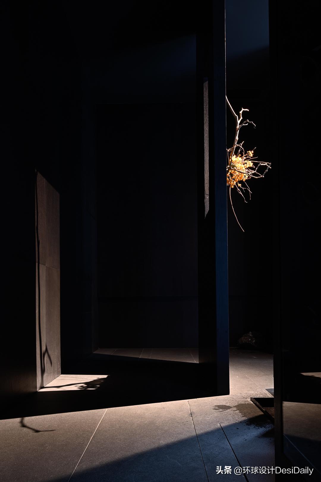 鍙ゆ湪瀛愭湀,鍙ゆ湪瀛愭湀浣滃搧