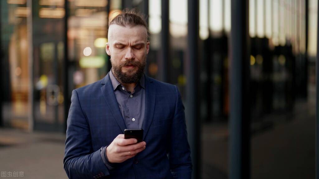 成为交易赢家要具备这十种心态,交易心理分析和自律的交易者